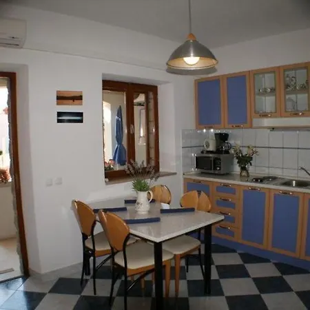 Apartment Seaview Bol
